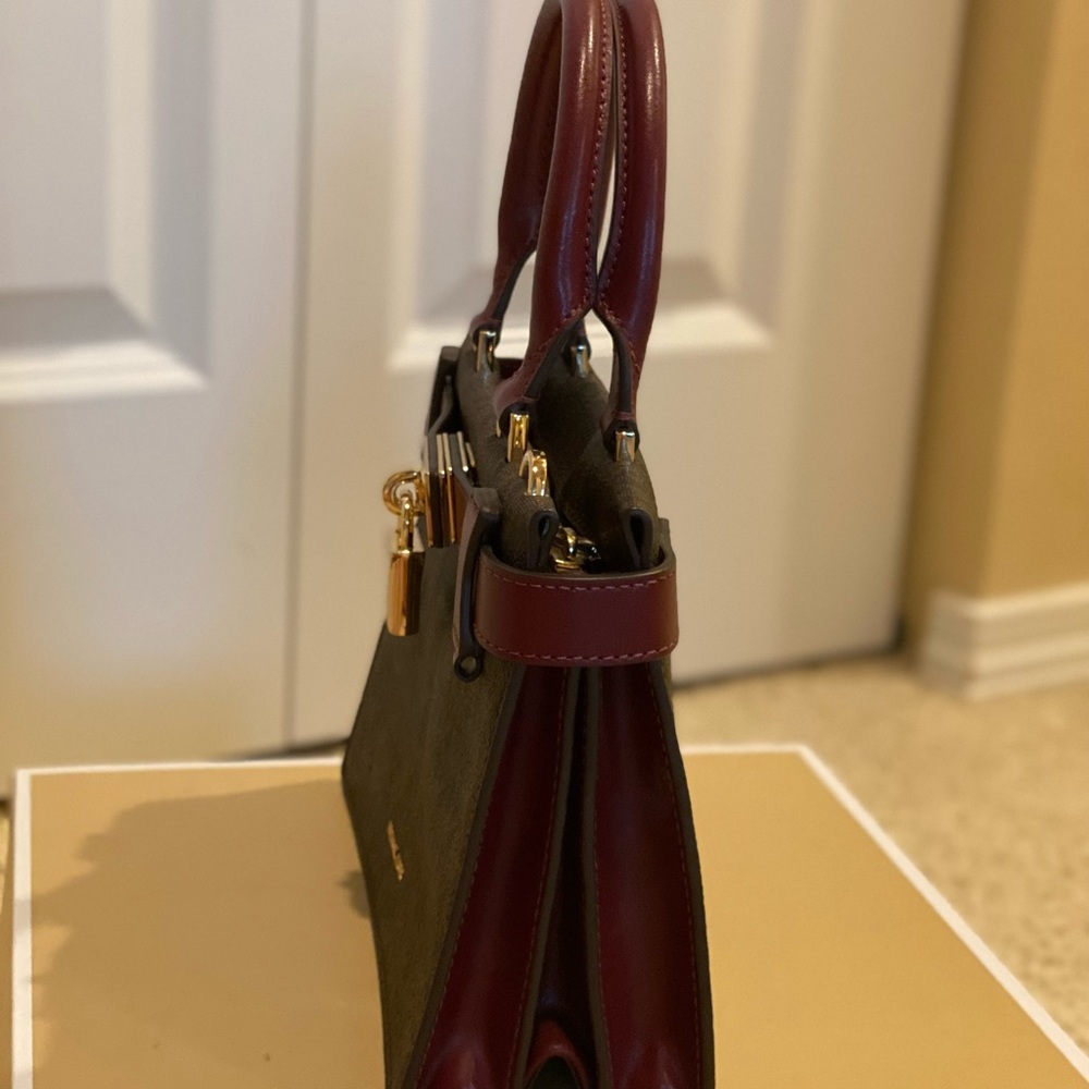 Bag - Picture 2 of 7